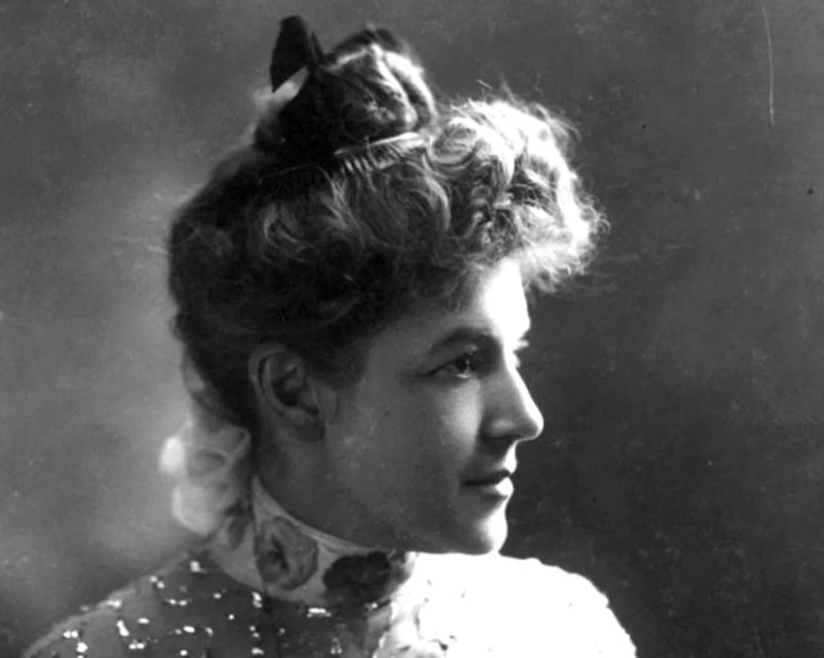 More about "Ghosts" || Poem by Ella Wheeler Wilcox (1917)